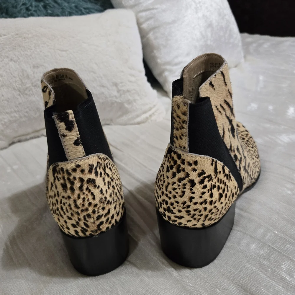 Leopard Print Ankle Boots By Chinese Laundry Size 8 EUC!! - Picture 3 of 8
